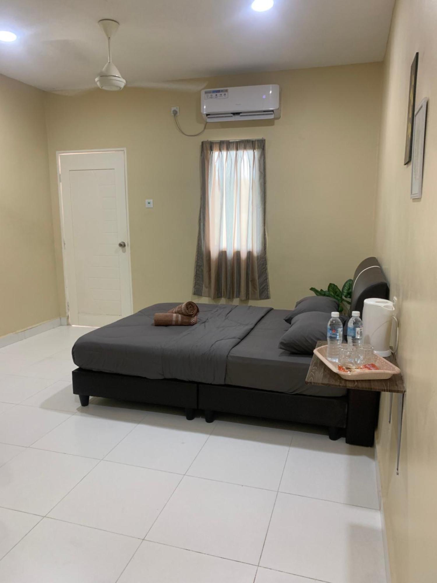 Maze Roomstay Langkawi Pantai Cenang  Exterior foto